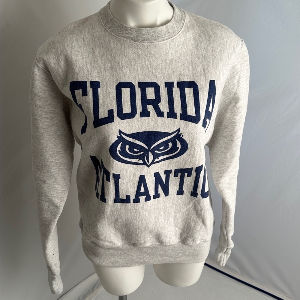 Champion Florida Atlantic University Owls gray vintage pullover sweatshirt
